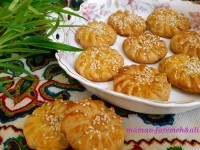 کلوچه ارده و خرما