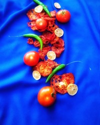 گوجه خشک و لیمو خشک