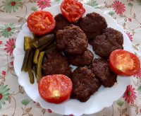 شامی کباب خیار شور خونگی