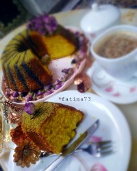 کیک زعفرون وگلاب