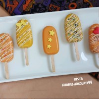 پاپسیکل و آبنبات چوبی شکلاتی