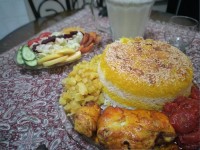 سینه مرغ شکم پر