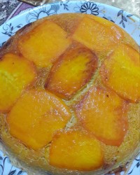 ماکارونی جان همراه با ترشی وسالاد شیرازی