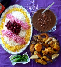 خورش فسنجون و آلبالو پلو با مرغ زعفرونی