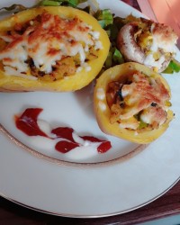 سیب زمینی و قارچ شکم پر