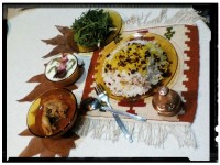 رشته پلو با مرغ ریش شده