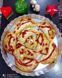 پیراشکی مرغ وقارچ