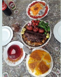 مهمانی دوستانه