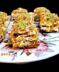 شیرینی ناپلئونی