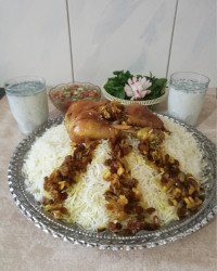 کشمش پلو با مرغ