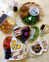 صبحانه کیک شکلاتی