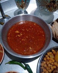 آبگوشت باترشی خرفه وترشی سیر6ساله که خودم درست کردم