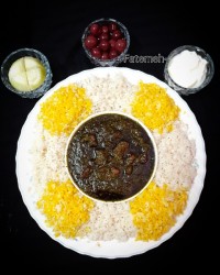 خورش قورمه سبزی