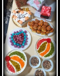 میز تولد داداش بزرگه