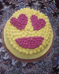 کیک خودم پزواسه تولدخواهرزادم