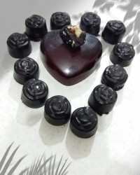 شکلات بن ماری با مغز گردو