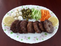 کتلت گوشت و سیب زمینی خام