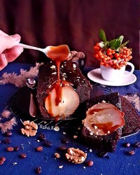 کیک گلابی باسس کارامل