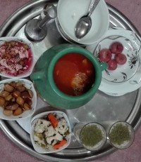 آبگوشت ناهار ظهر جمعه ی ما