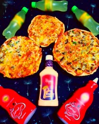 پیتزا مخلوط و پیتزا مرغ و قارچ