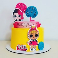 اولین کیک فوندانت من