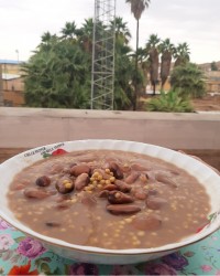 باقله گندمی دریک روز زیبا بارونی