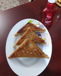 سمبوسه ی کوکتل پنیری