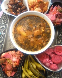 آبگوشت وترشی خونگی میچسبه