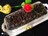 کیک پسته با کرم کاکائو