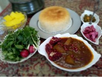 خورشت مرغ ناردون.