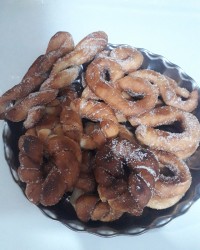 دونات با اشکال مختلف