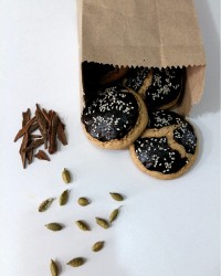 کلوچه هل و دارچین