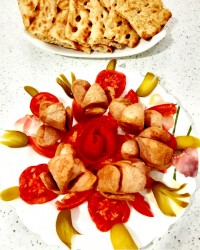شام ساده ما سوسیسهای گلی??