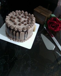 دومین کیک خامه ای