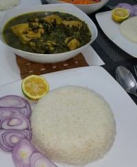 خورشت اسفناج با مرغ