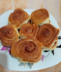 نان رول دارچین