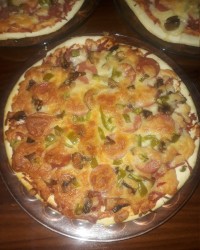 بفرماید پیتزا