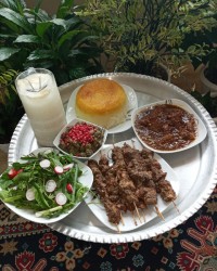 یه نهار عالی همراه با خانواده غوره مسما و جوجه ترش و