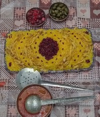 زرشک پلو با مرغ ریش ریش