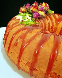 کیک هویج و گردو با سس کارامل خانگی (لطفا ورق بزنید)