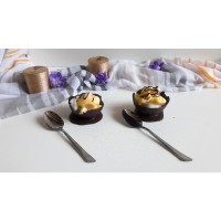 کاسه شکلاتی با بستنی