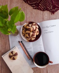 بیسکوییت های بای تقدیمی :)