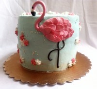 کیک تولد (کم خامه)