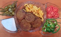 کتلت گوشت و خیارشور خونگی