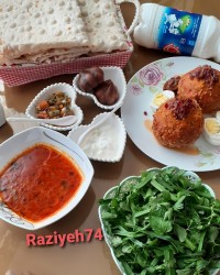 لطفا ورق بزنید خانومای خوشگل?