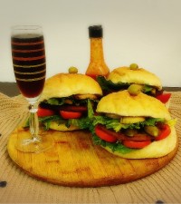 همبرگر خانگی