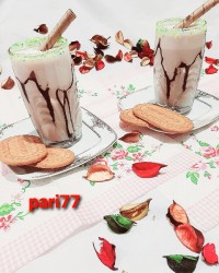 میلک شیک وانیلی مخصوص