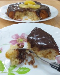 کیک ساده با روکش گاناش