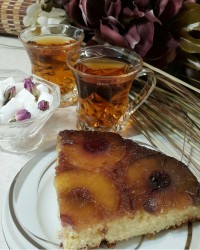 کیک آناناس برگردان من ساده و بدون ادیت