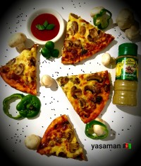 پیتزای مرغ و قارچ